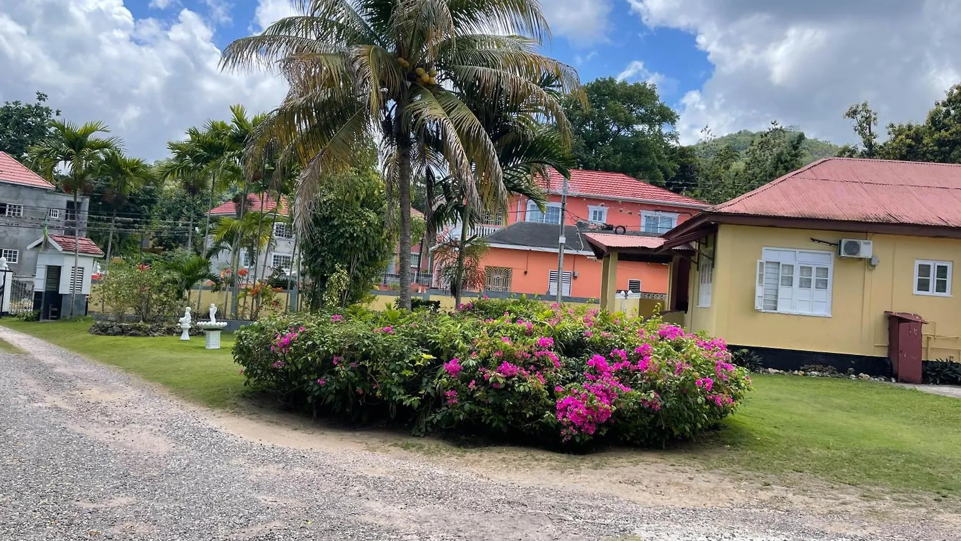 شقة Little Shaw Park Guest House أوشو ريوس